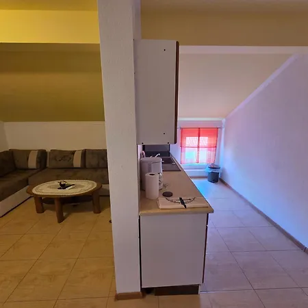 Apartamento Ema Ivanica