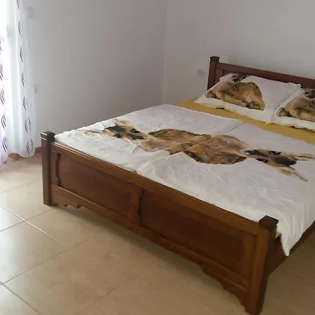 Apartamento Ema Ivanica