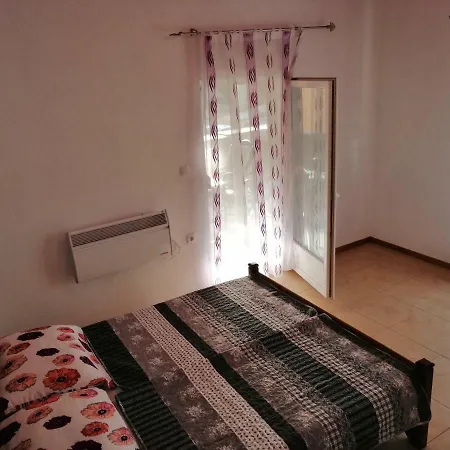 Ema Apartamento *